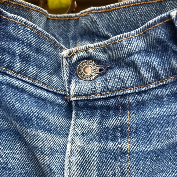 Vintage Levi’s Orange Tab 505 Jeans 36x30 Distressed Mid Wash Classic Fit - Picture 2 of 7